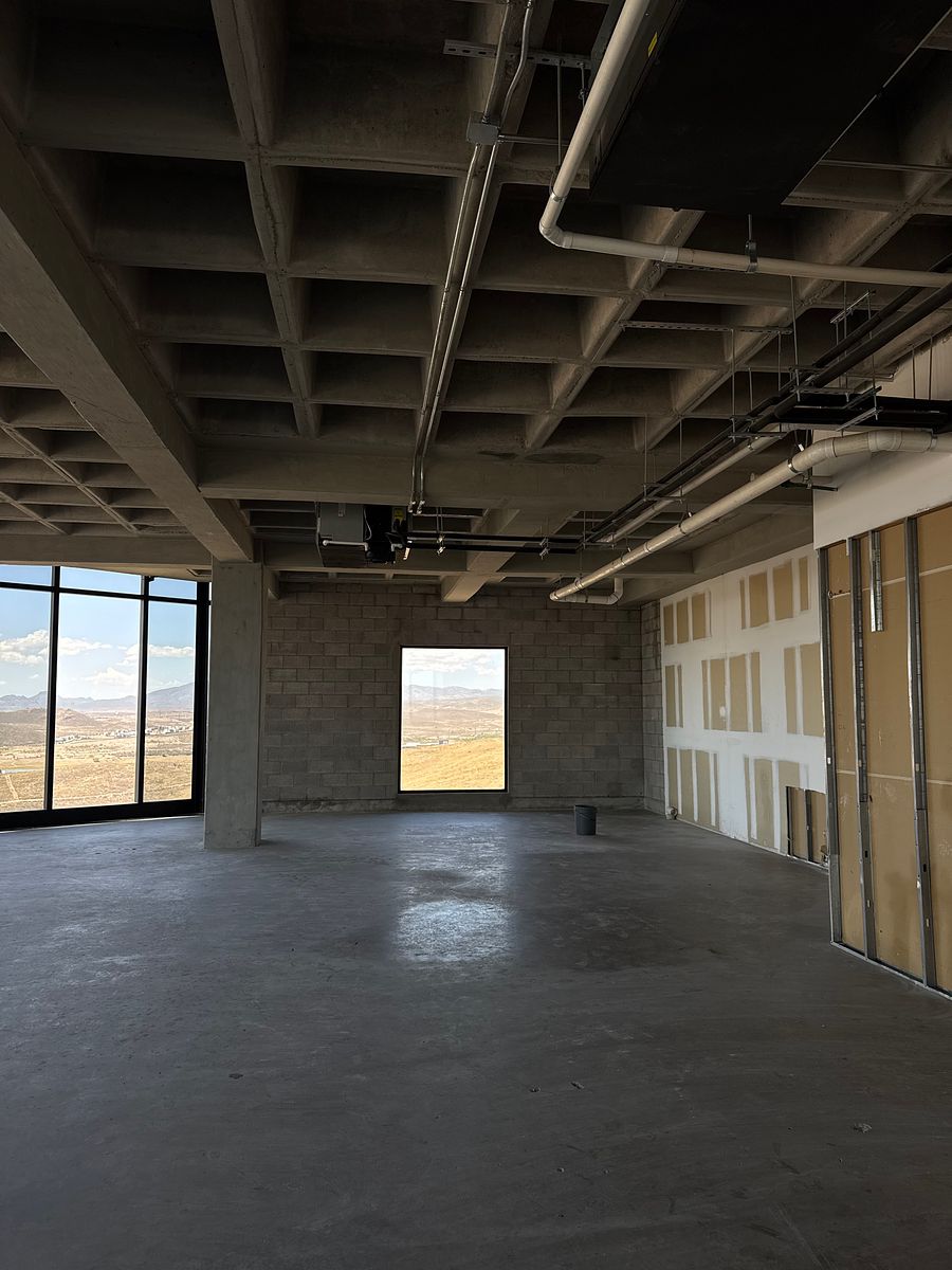 Office in Puerta de Hierro I, Chihuahua, photo 3 of 9