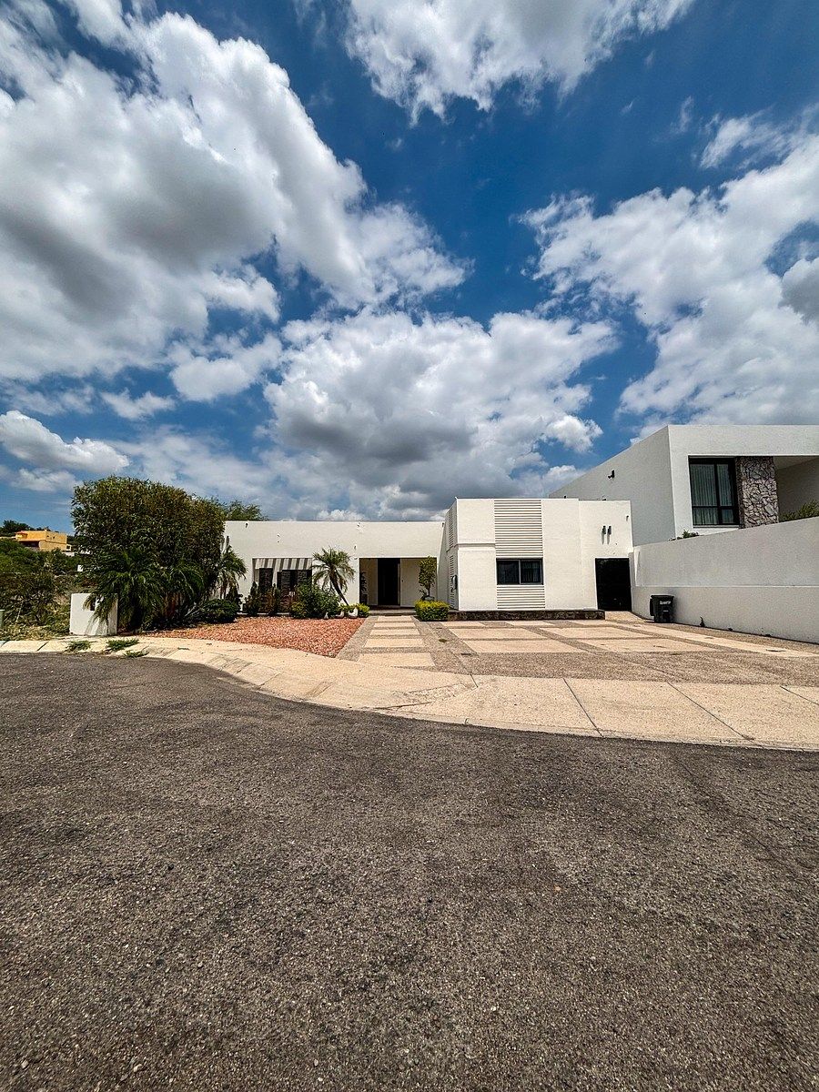 🏡 House for Sale | Haciendas Residential in Hermosillo, Sonora, photo 1 of 13