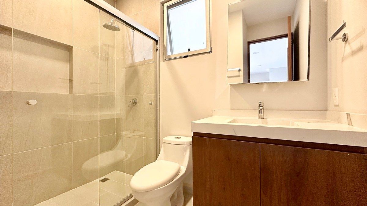 Baño completo, foto 3 de 24