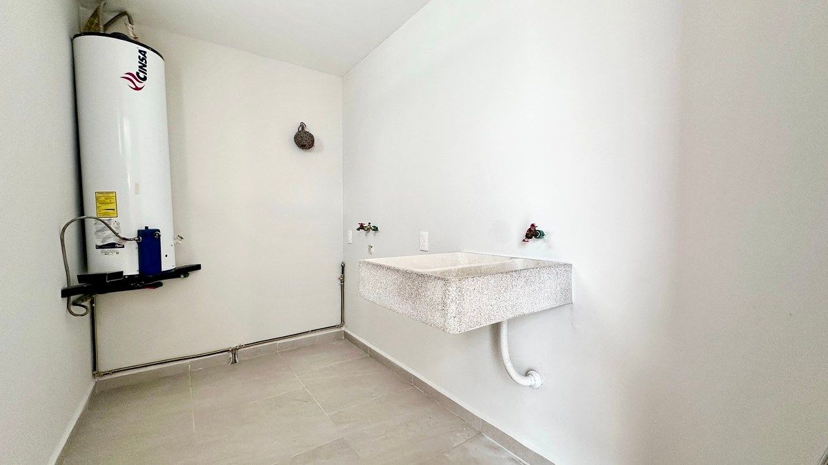 Cuarto de servicio y lavado, foto 6 de 24
