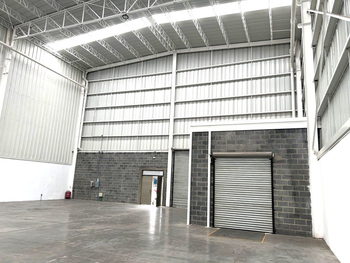 Commercial Storage Unit in Santa Cruz de las Flores, Tlajomulco de Zúñiga, photo 12 of 16