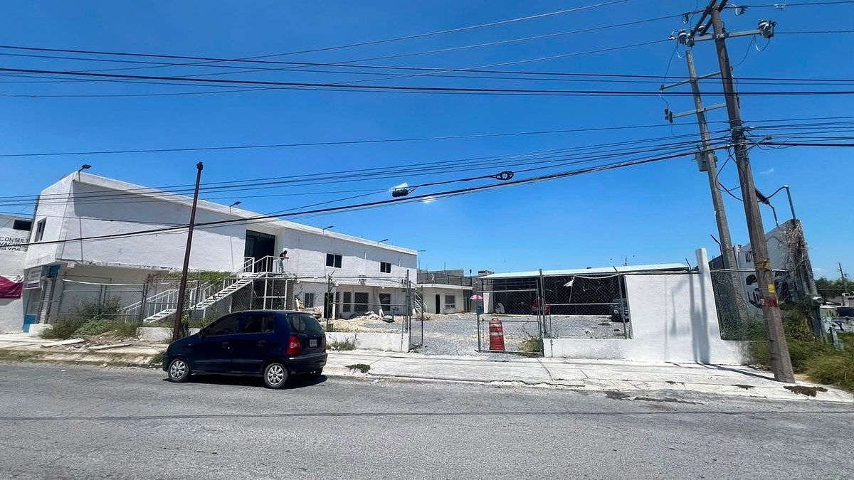 Land with rental premises in Juárez, photo 1 of 11