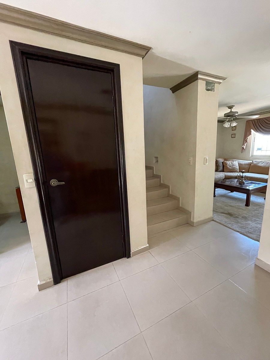 Casa em Lomas del Paseo, Monterrey, foto 4 de 25