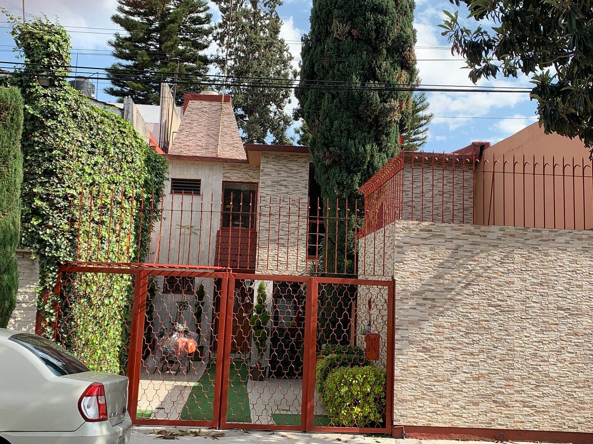 Linda casa à venda SEM MOBÍLIA no residencial Villa Coapa, foto 1 de 15