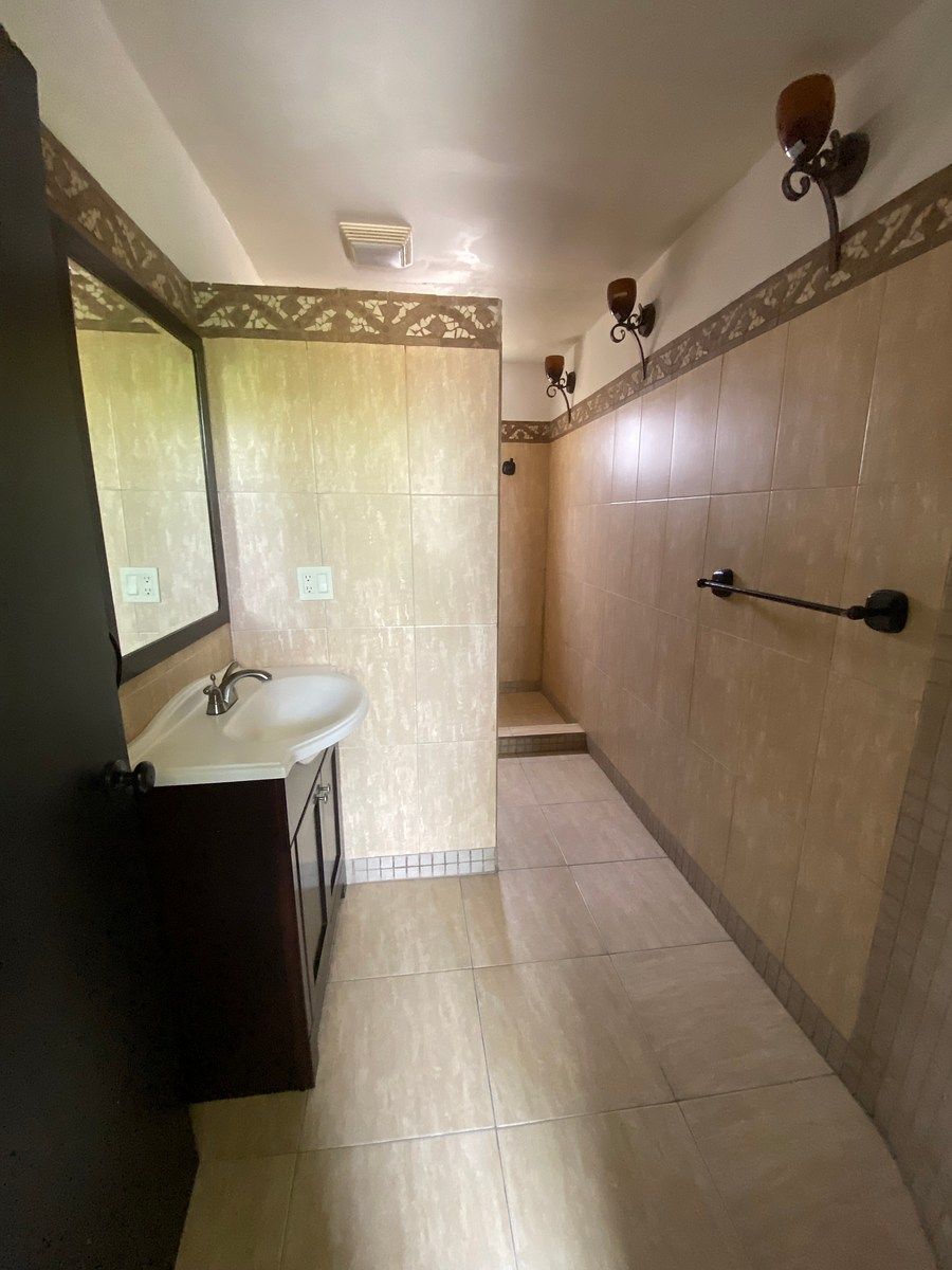 Baño recámara secundaria, foto 30 de 37