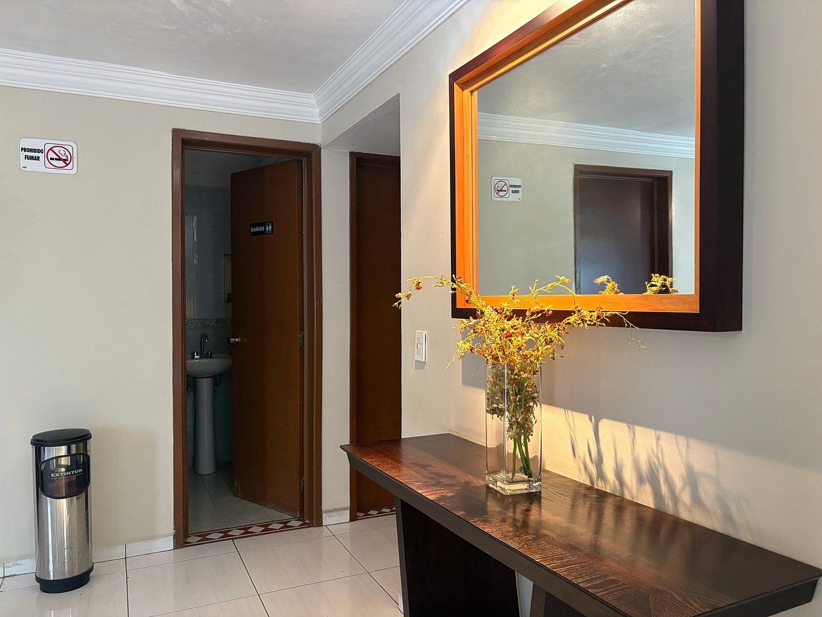 Office in Lomas de Providencia, Guadalajara, photo 14 of 15