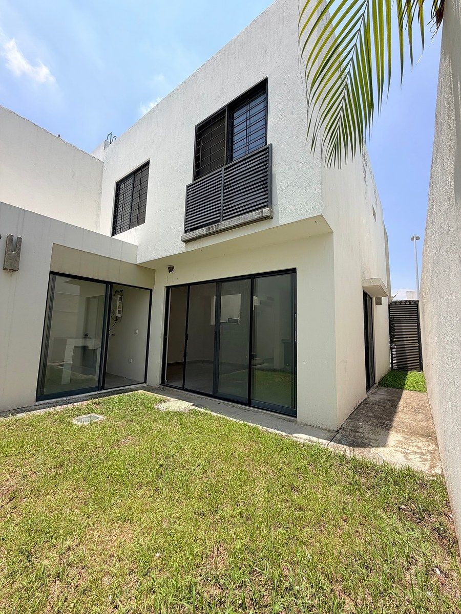 Casa em Adamar, Tlajomulco de Zúñiga, foto 6 de 17