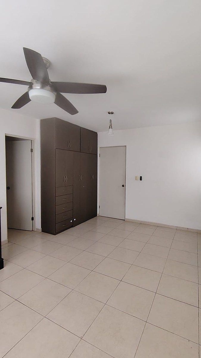 House in Brisas de Valle Alto, Monterrey, photo 6 of 13