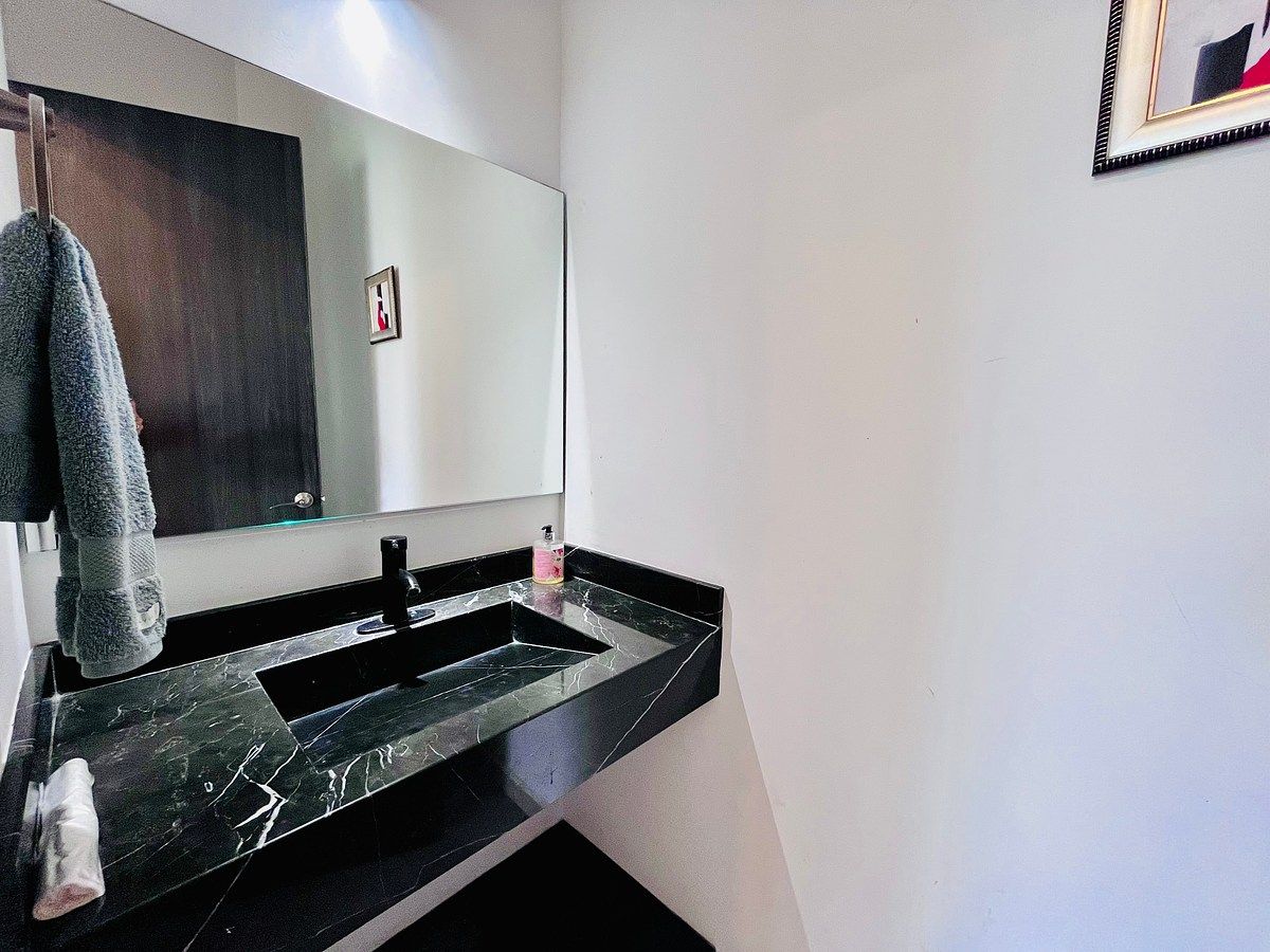 House in Gated Community in Real de Juriquilla, Querétaro, photo 20 of 25