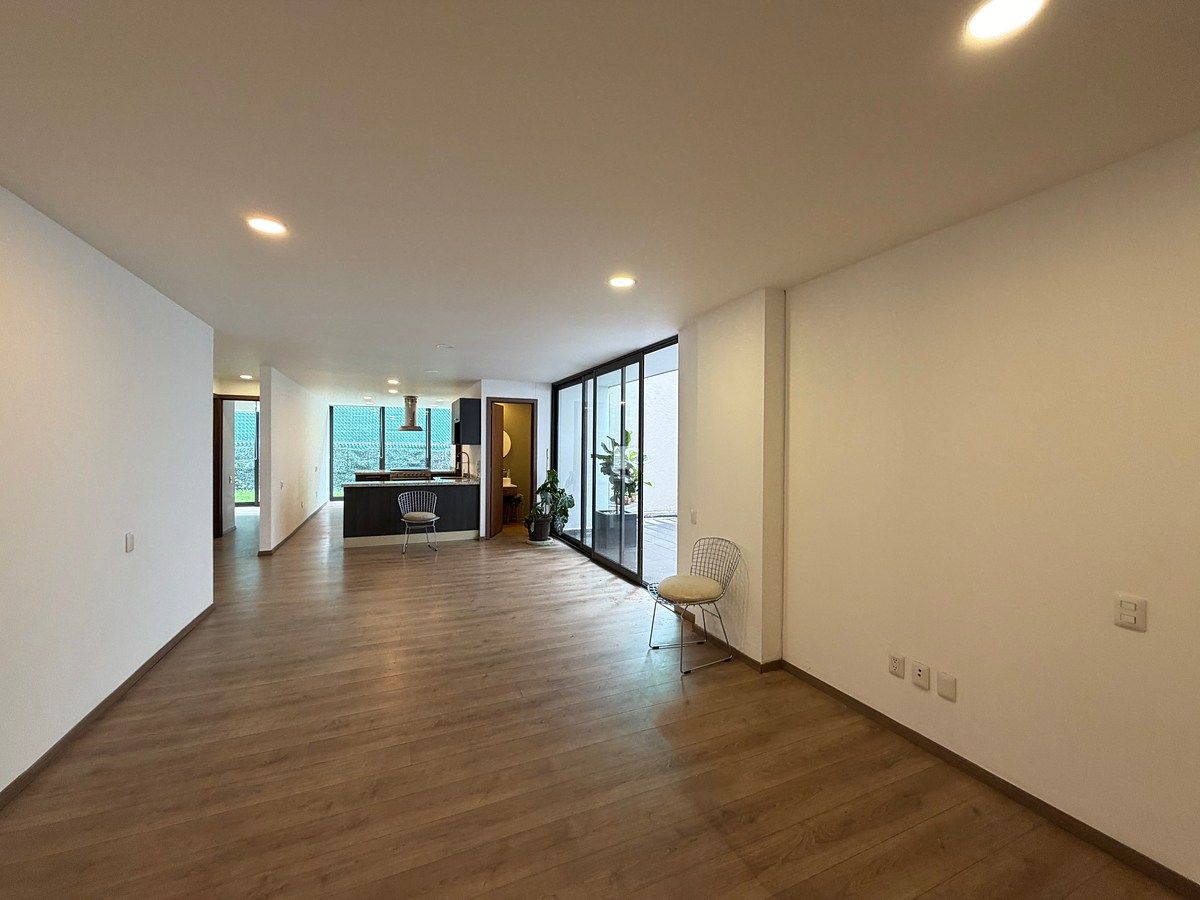 NEXT TO CONTADERO SALE APARTMENT WITH TERRACE AND PRIVATE GARDEN, photo 1 of 31