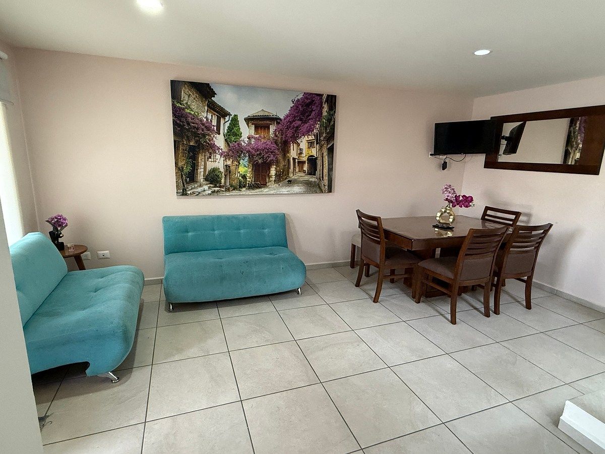 House in Gated Community in Capital Sur, El Marqués, photo 2 of 16
