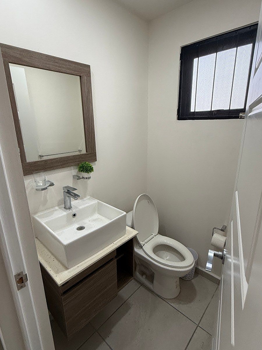 House in Gated Community in Capital Sur, El Marqués, photo 4 of 16