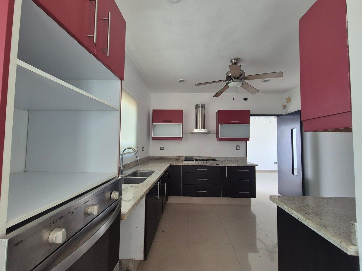 Casa en San Antonio Cinta, Mérida, foto 5 de 16