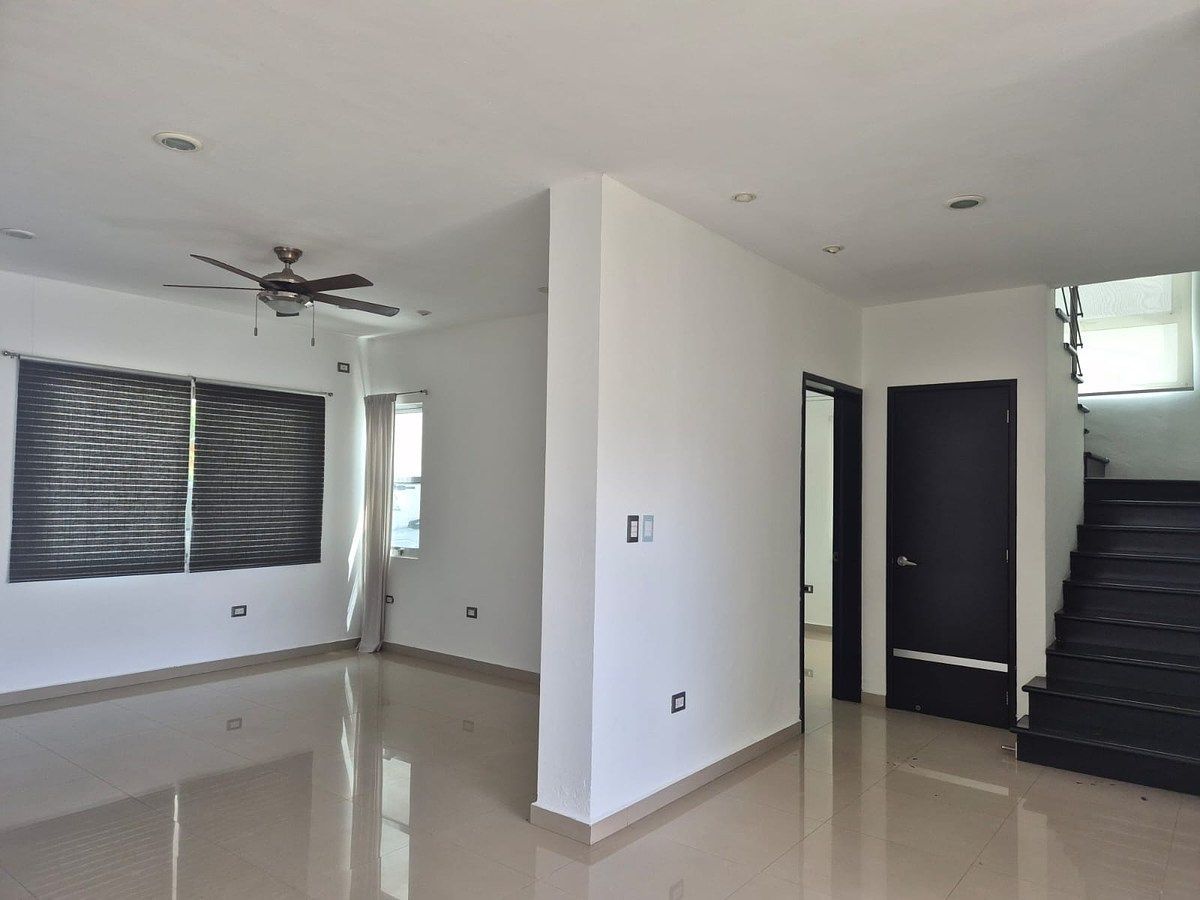 Casa en San Antonio Cinta, Mérida, foto 2 de 16