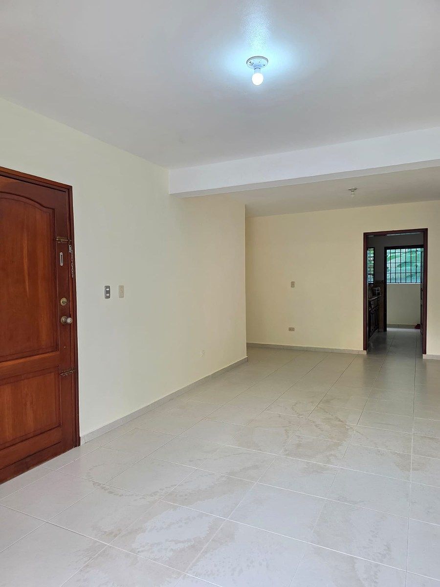 Apartamento en Urbanización Olimpo, Santo Domingo Oeste, foto 3 de 8
