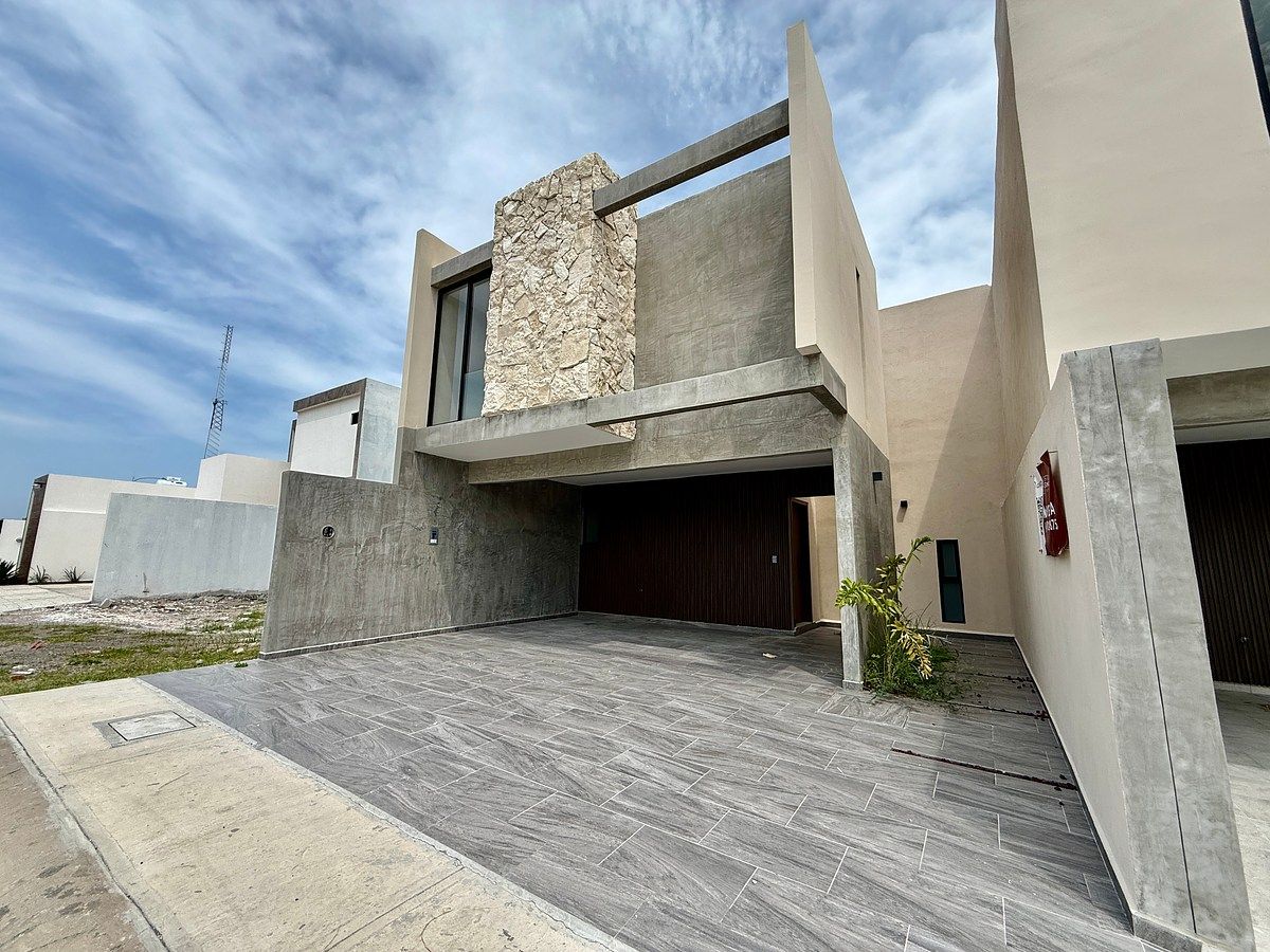 House for SALE Punto Lomas Veracruz, photo 1 of 28