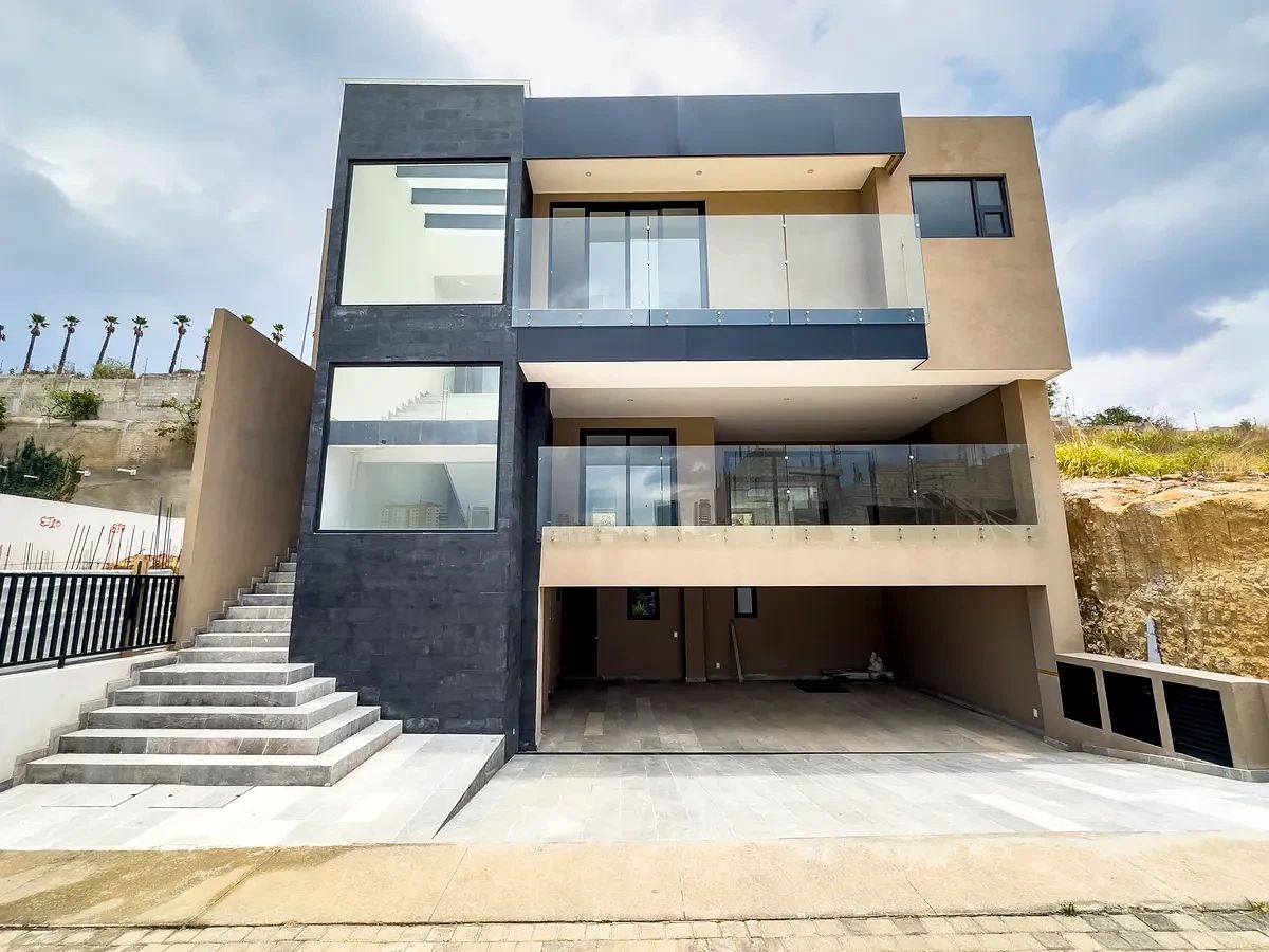 Vendo casa de locura en Bosque Real, foto 1 de 13