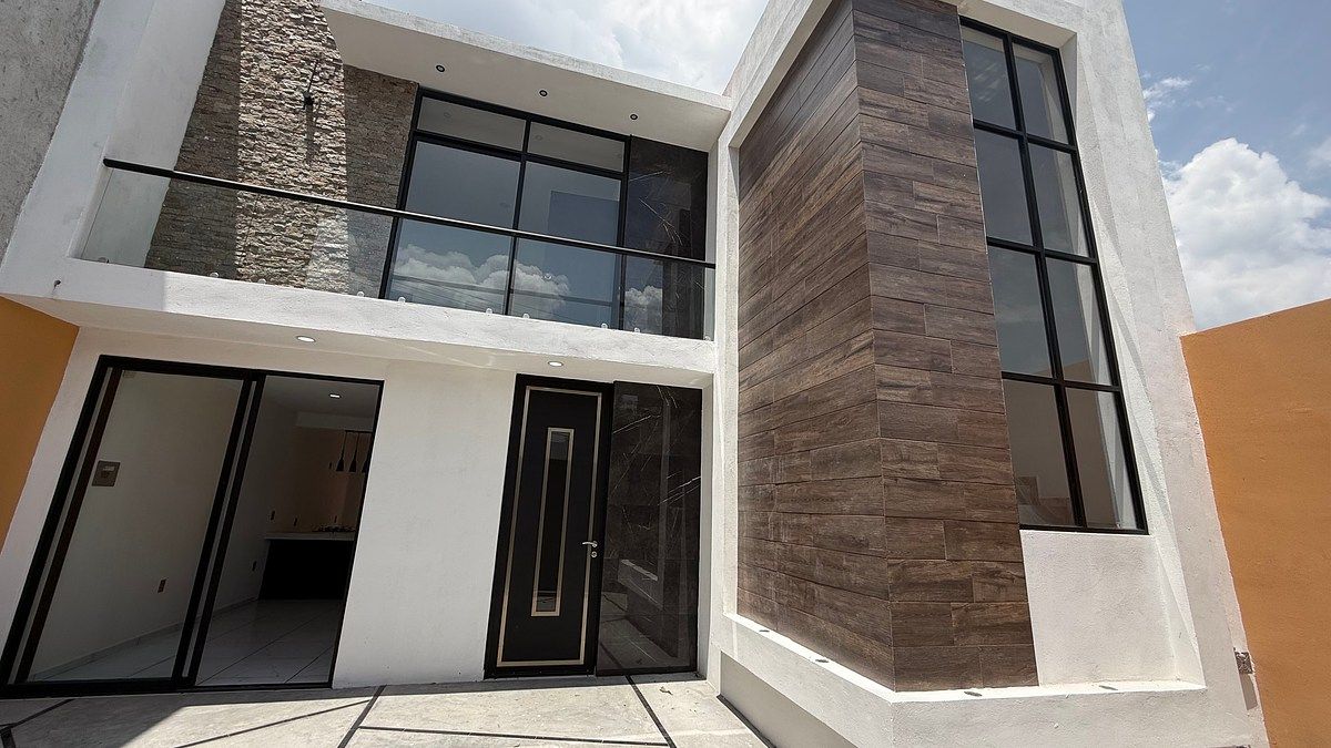 Casa Nova de Estilo Minimalista - Nordeste, perto da 24 de junho, foto 1 de 19