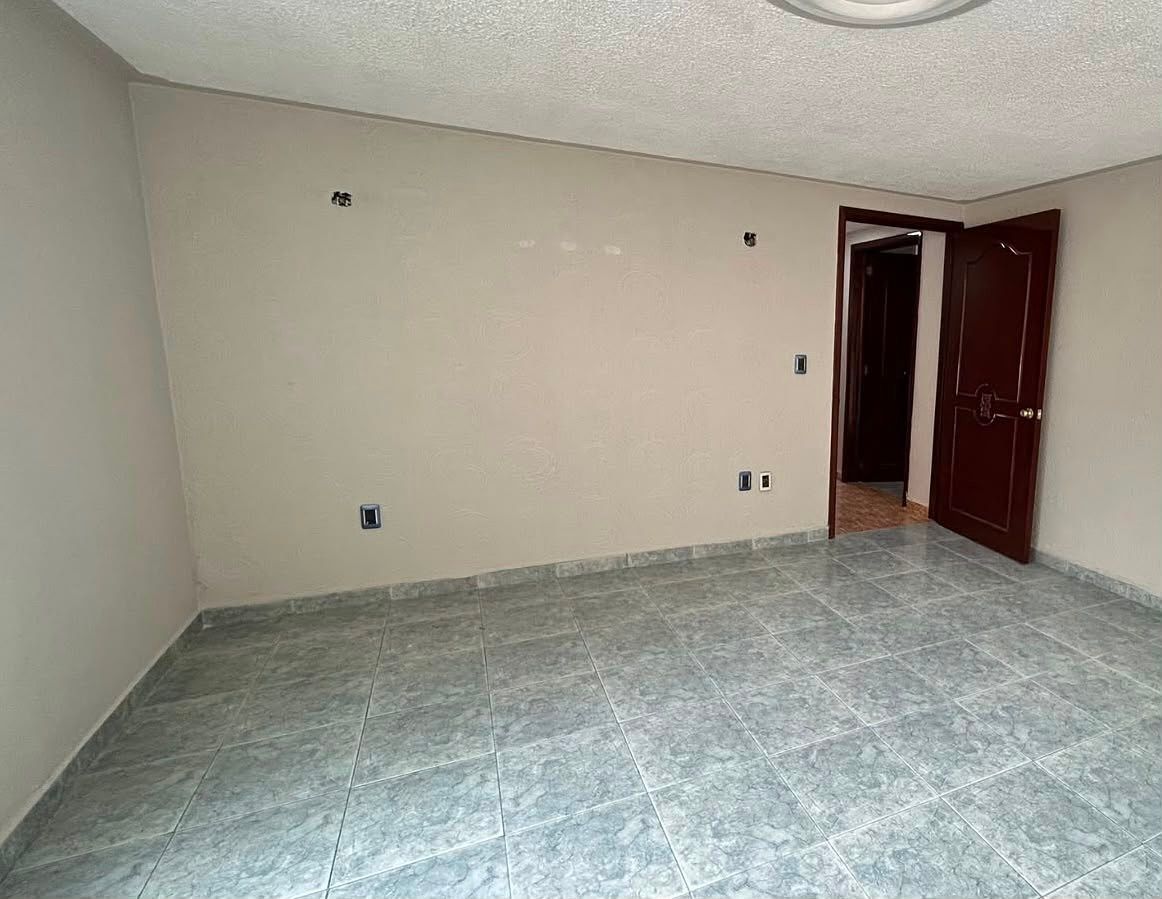 House in San Mateo Otzacatipan, Toluca, photo 12 of 24