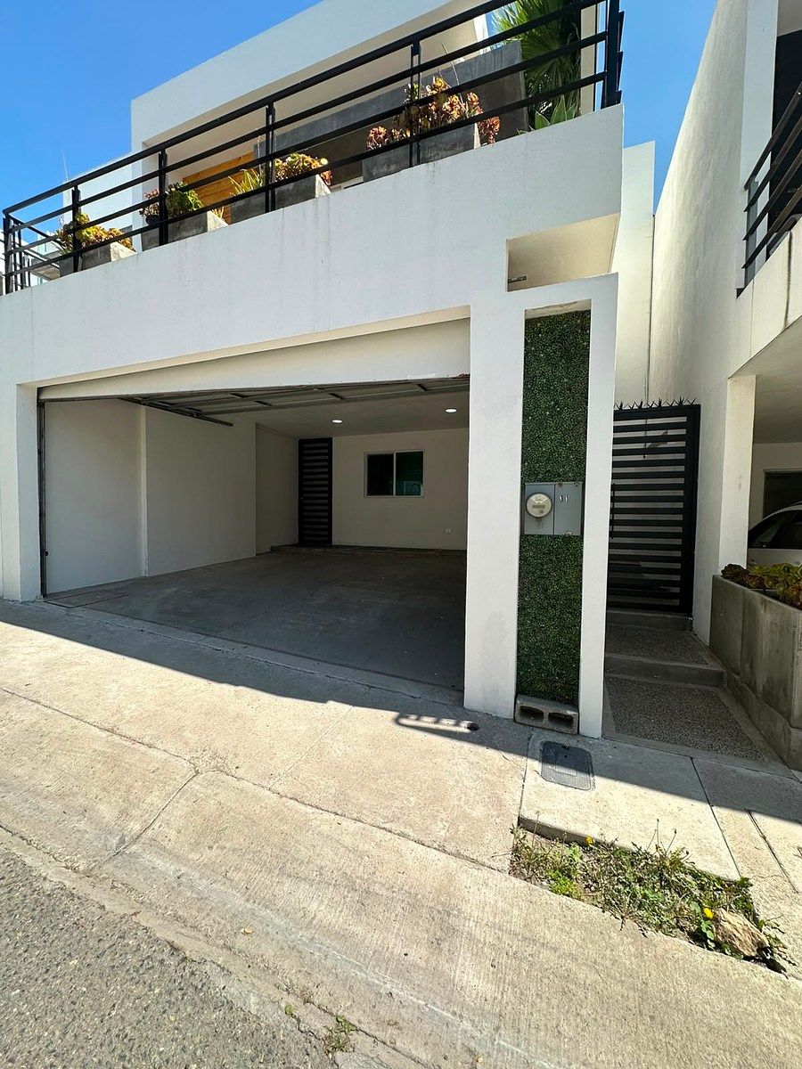 Casa en Cuesta Blanca, Tijuana, foto 3 de 45