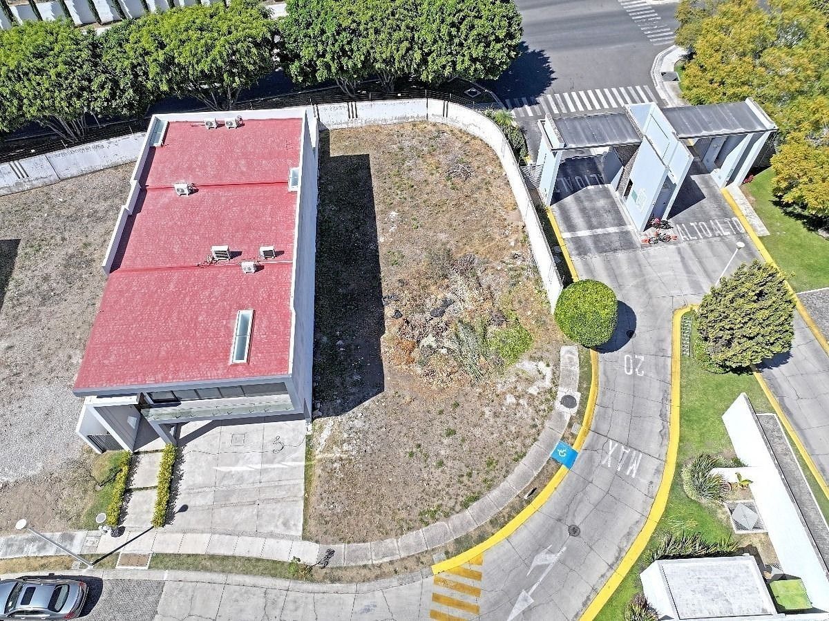 VENTA DE TERRENO EN ARBOLADA SANTA ANITA, foto 1 de 12