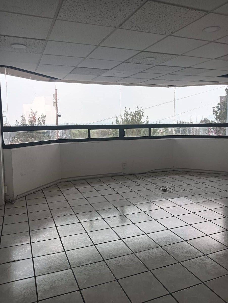 Sala Comercial em Ciudad Satélite, Naucalpan de Juárez, foto 6 de 10
