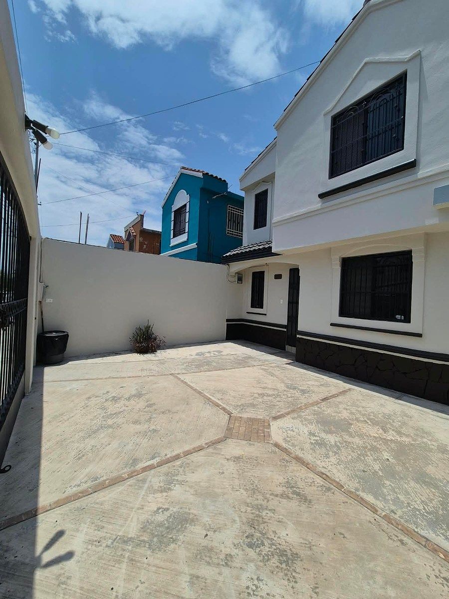 Casa em Privadas de Casa Blanca, San Nicolás de los Garza, foto 3 de 30