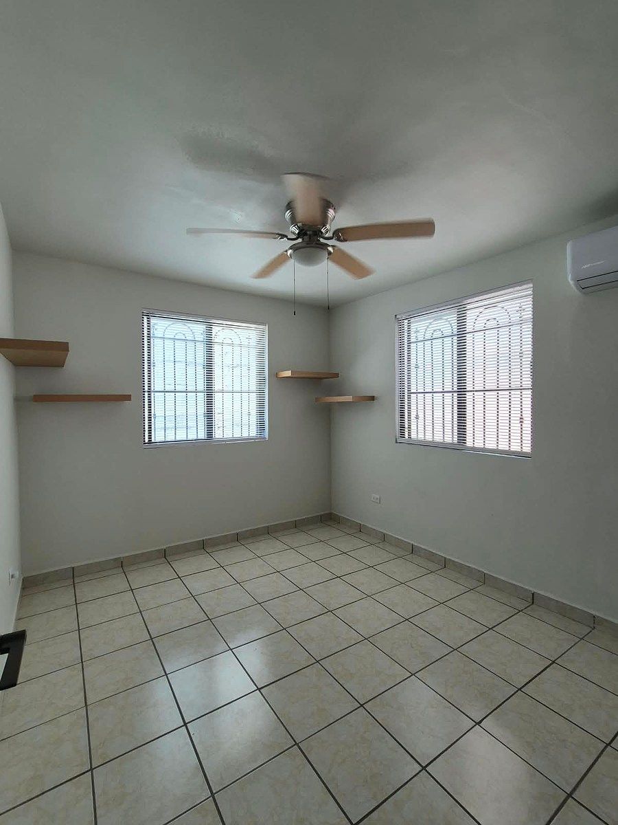 Casa em Privadas de Casa Blanca, San Nicolás de los Garza, foto 23 de 30