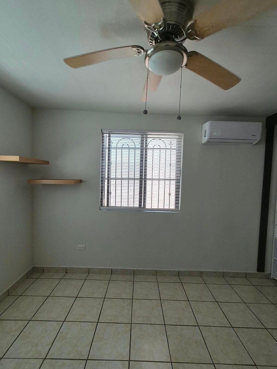 Casa em Privadas de Casa Blanca, San Nicolás de los Garza, foto 24 de 30