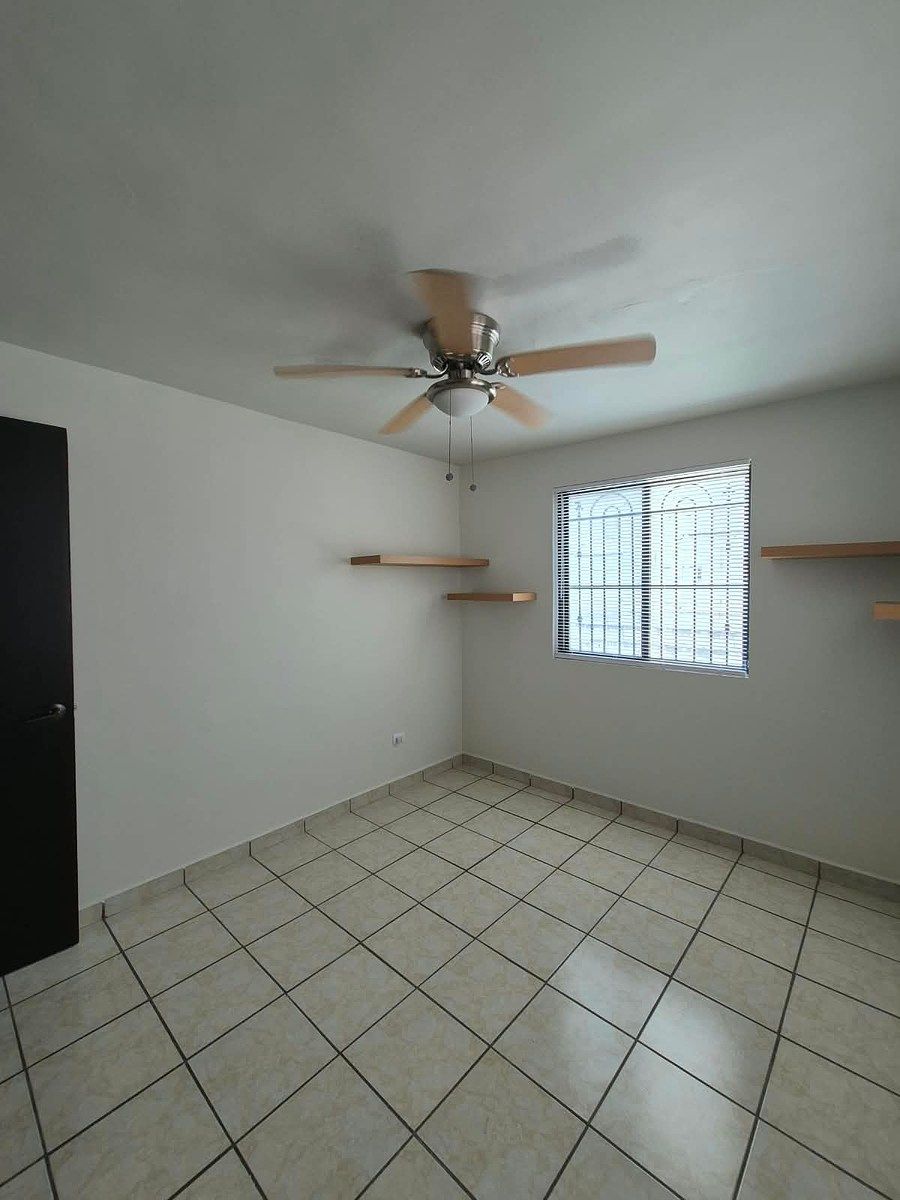 Casa em Privadas de Casa Blanca, San Nicolás de los Garza, foto 26 de 30