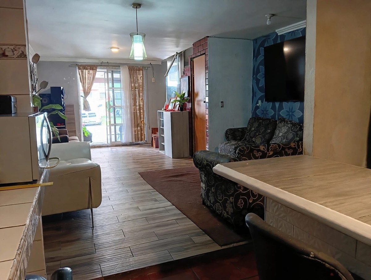 House in Hacienda Santa Fe, Tlajomulco de Zúñiga, photo 7 of 15