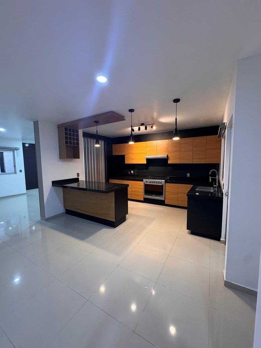 Casa em Zen Life Residencial I, El Marqués, foto 3 de 20