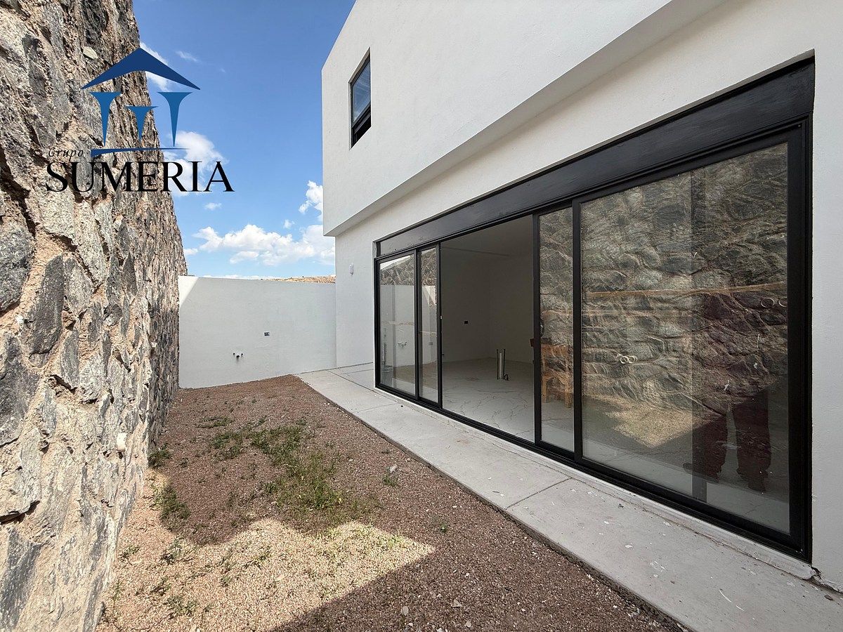 House in Valle Escondido, Chihuahua, photo 6 of 11