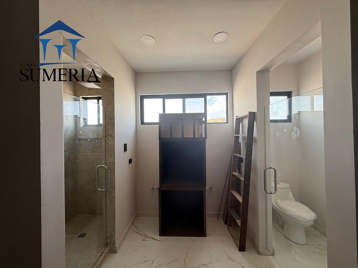 House in Valle Escondido, Chihuahua, photo 11 of 11