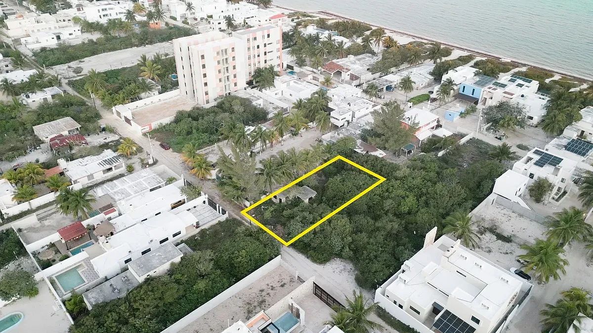 Terreno en Venta en Segunda Fila en Chicxulub Puerto