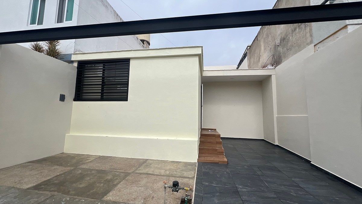 Casa Reformada para Alugar com Amplos Espaços em Santa Elena Alcalde, foto 1 de 29