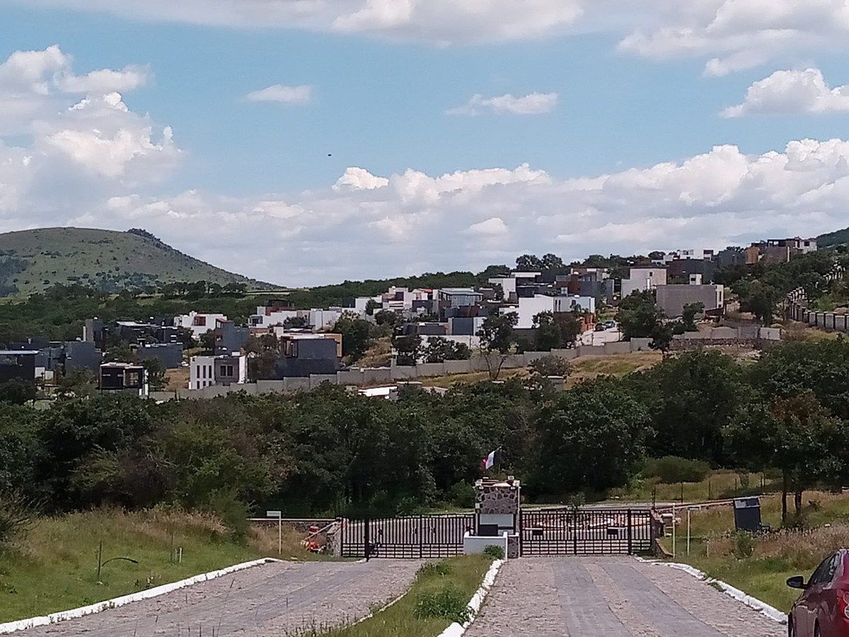 Venda de terreno em Haras ao lado de Farazzi, foto 1 de 7