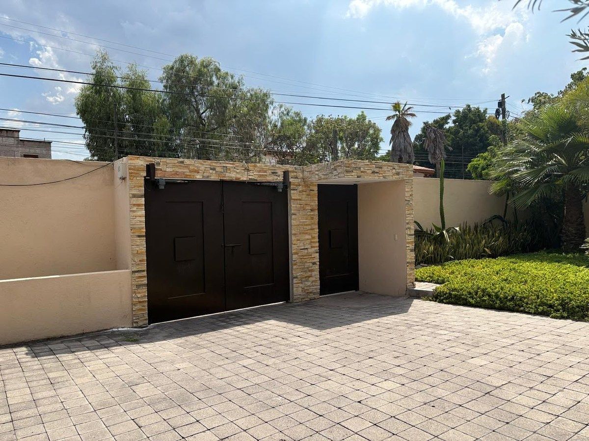 House in Jurica, Querétaro, photo 2 of 21