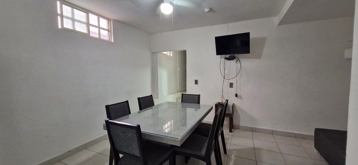 Apartment in El Coecillo, León, photo 24 of 33