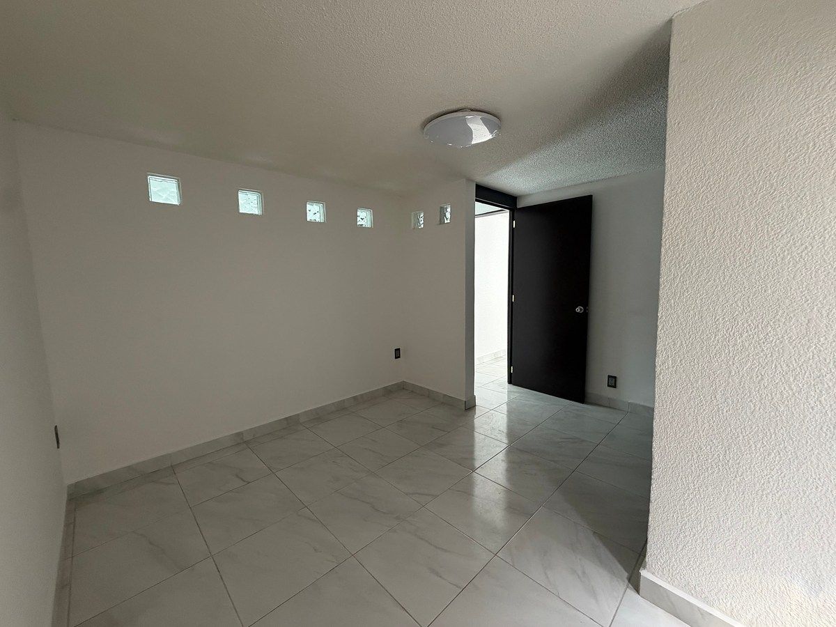 4 habitación, foto 5 de 19