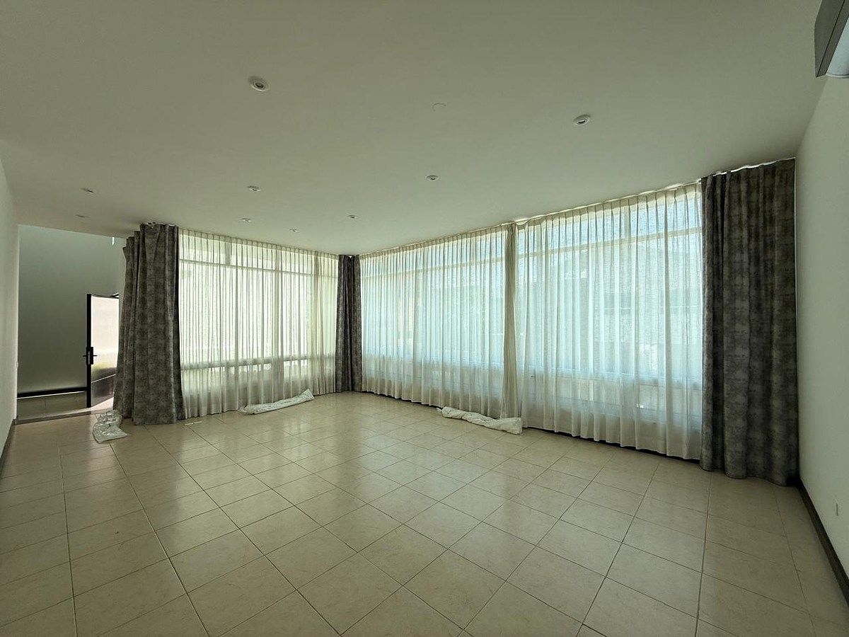 Casa para Aluguel em Bosques de Valle Alto, Privada, foto 1 de 9