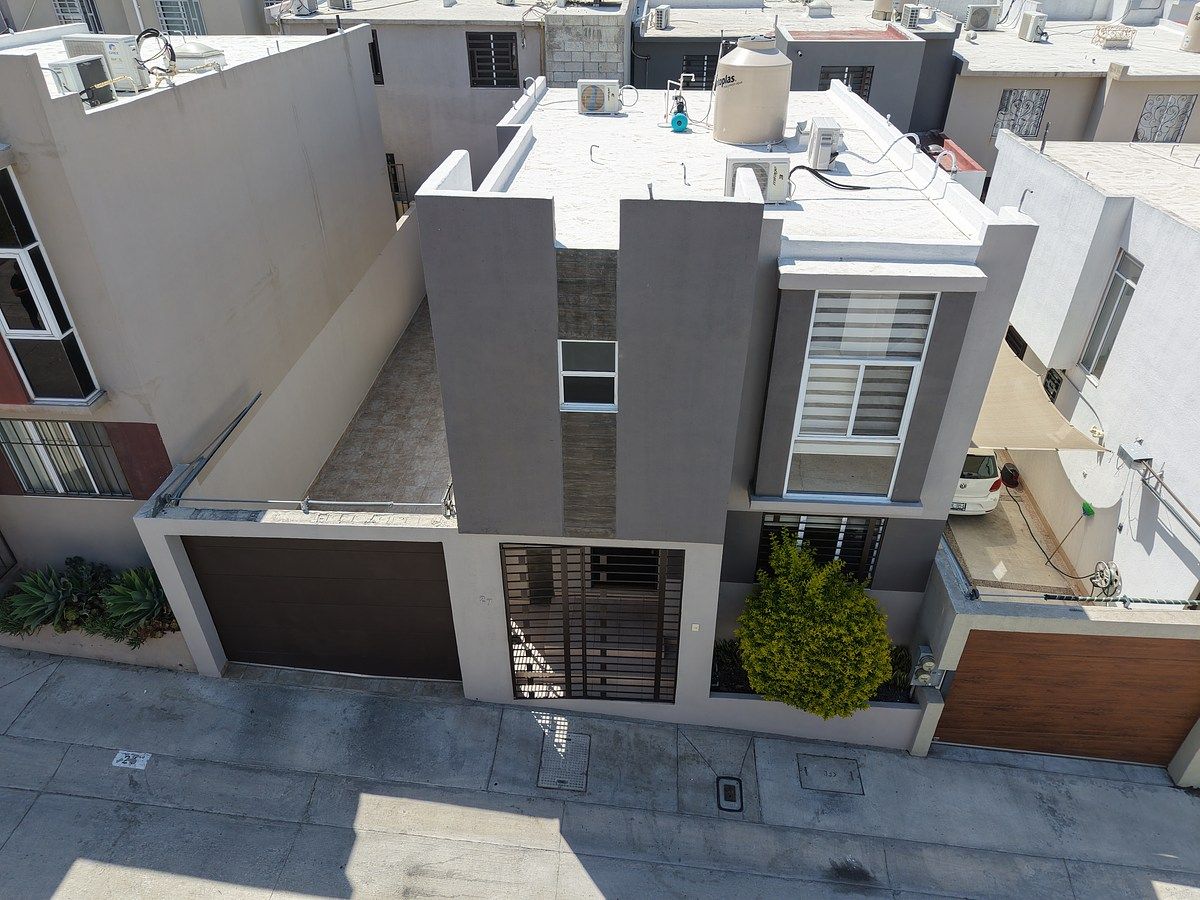 🏡 HOUSE FOR SALE IN VALLE DEL PEDREGAL, BLVD. CUAHTEMOC, TIJUANA, photo 1 of 19