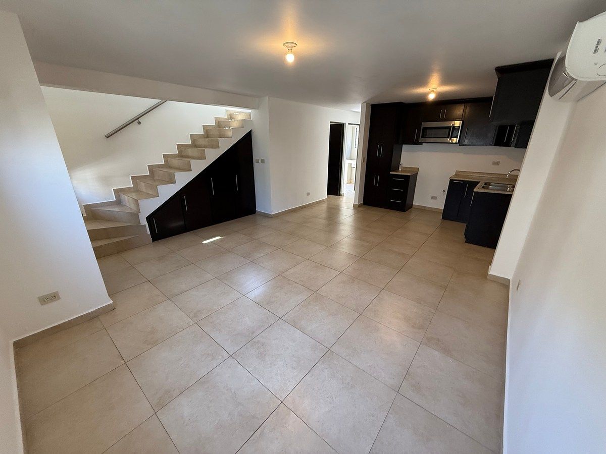 House in Valle del Pedregal, Tijuana, photo 5 of 19