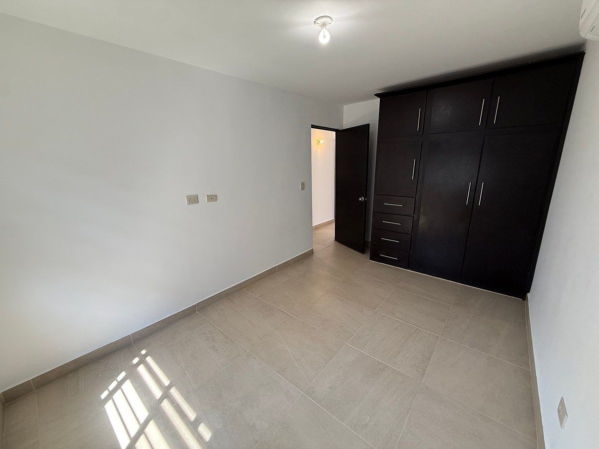 House in Valle del Pedregal, Tijuana, photo 16 of 19