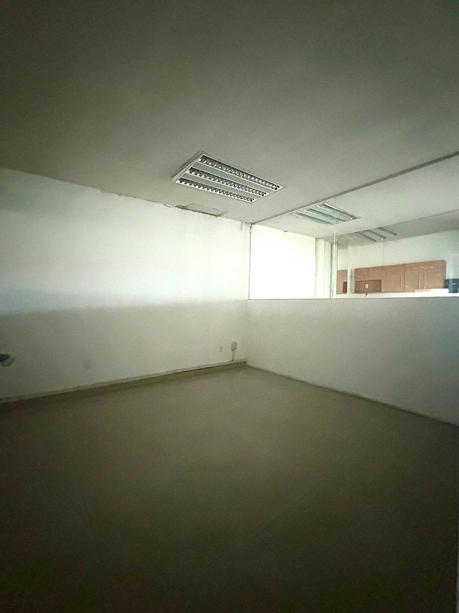 Prédio industrial em Las Pintas, El Salto, foto 41 de 47