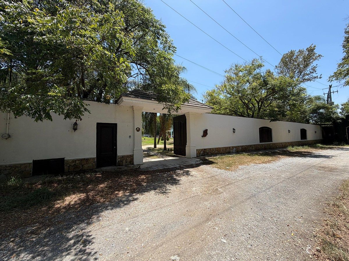 Quinta en El Yerbaniz, Santiago, foto 4 de 13