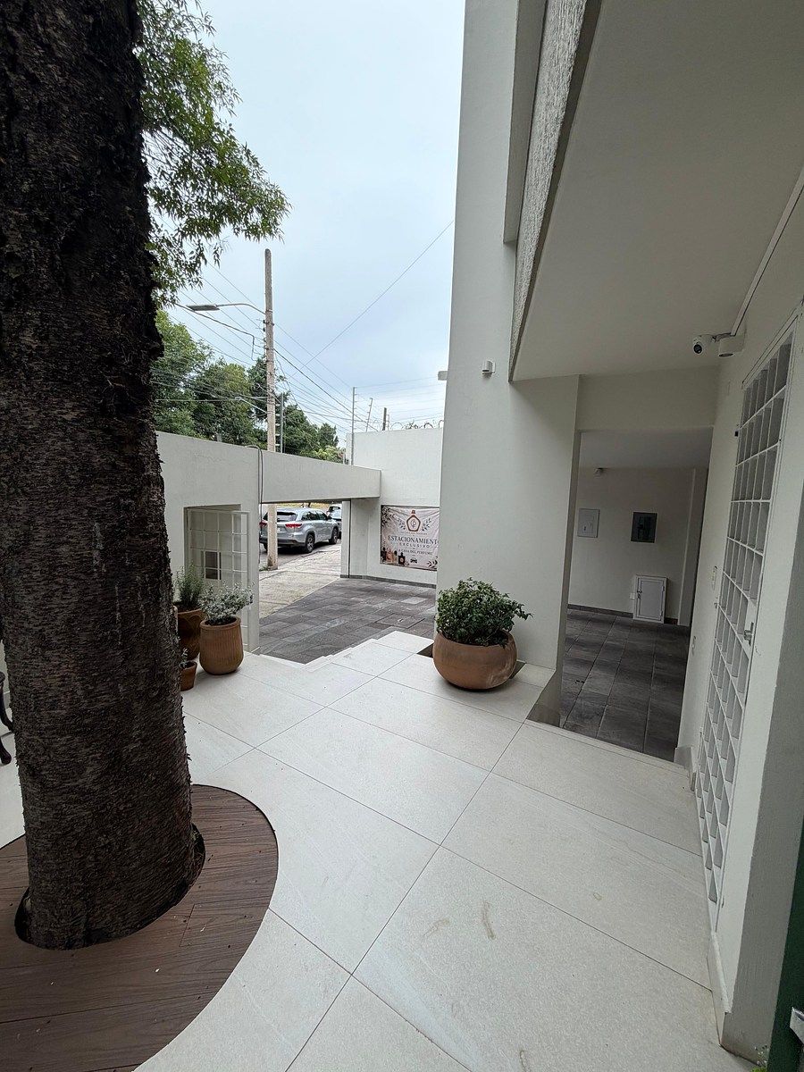 Sala Comercial em Prados de Providencia, Guadalajara, foto 4 de 42