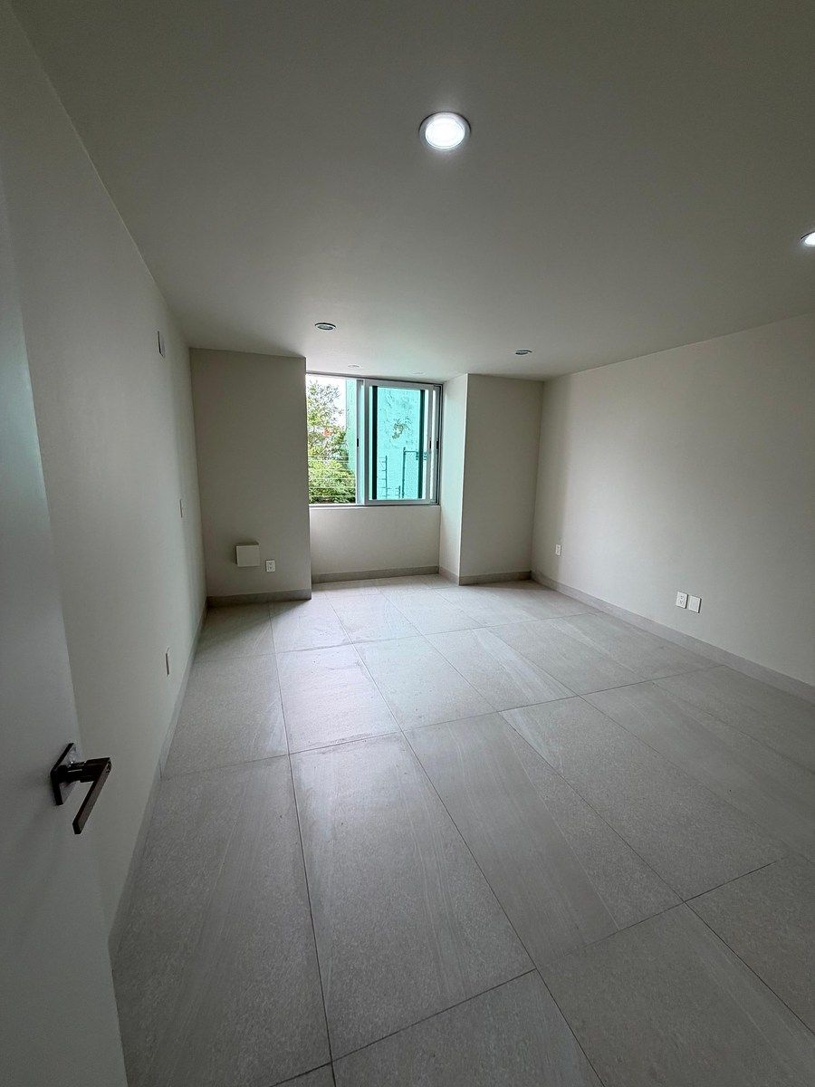 Sala Comercial em Prados de Providencia, Guadalajara, foto 15 de 42