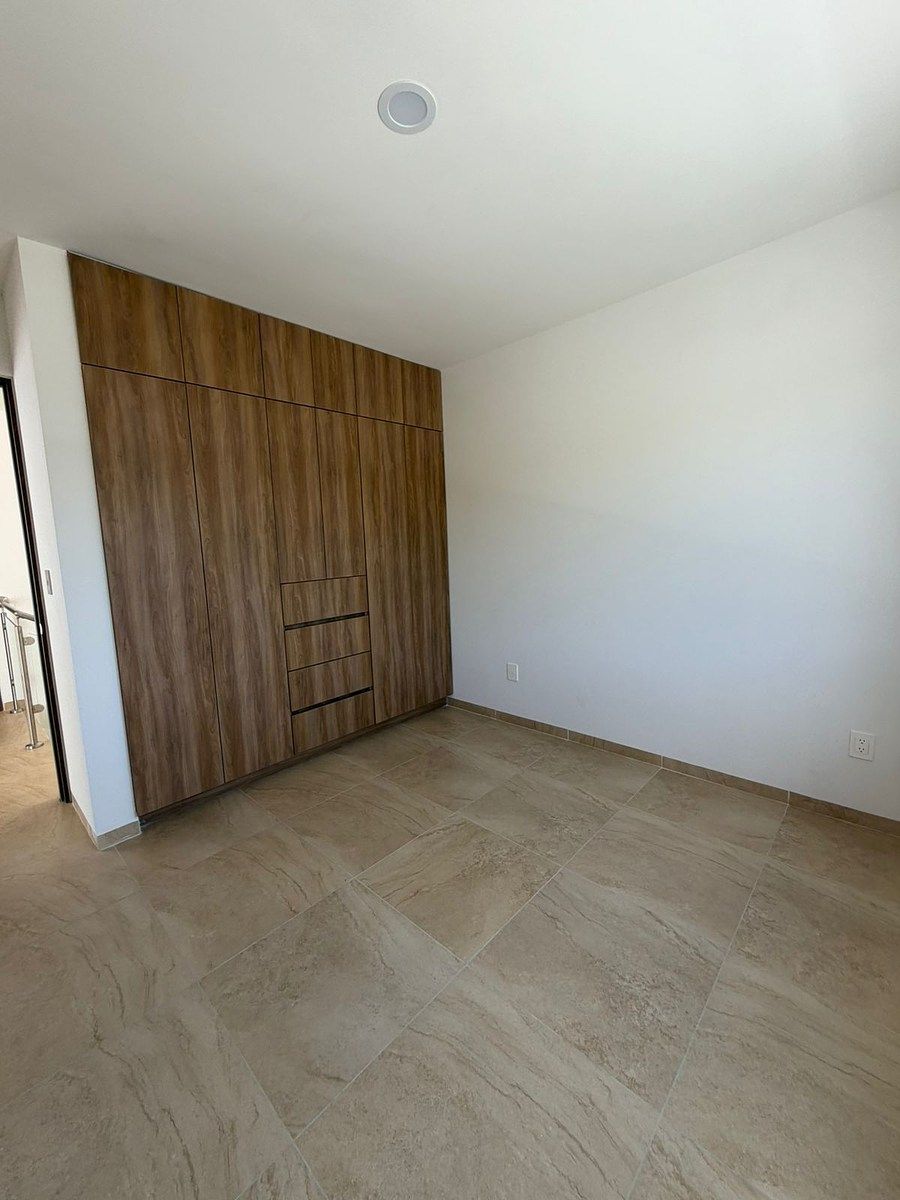 Casa em condomínio fechado em Zibatá, El Marqués, foto 12 de 13