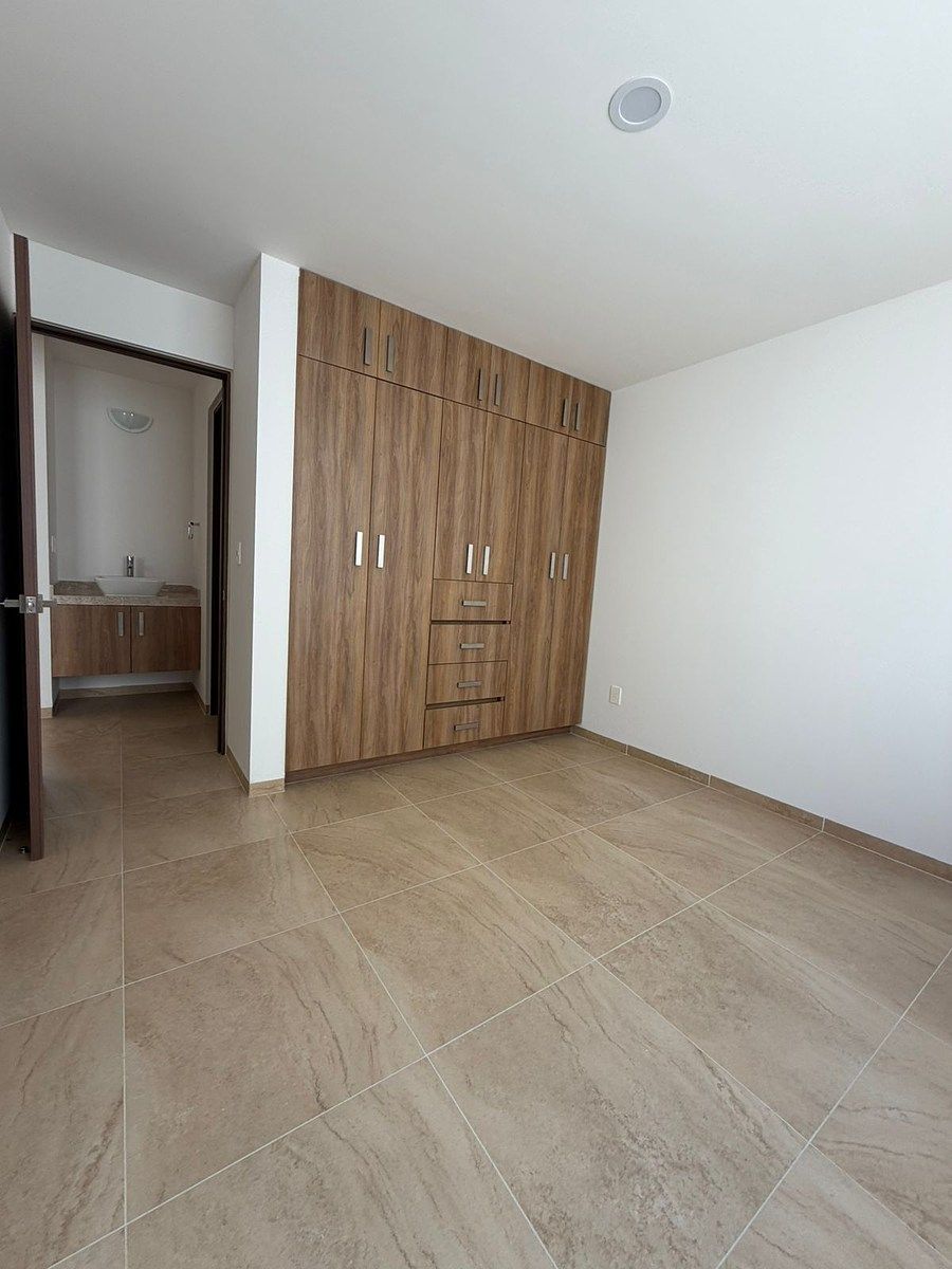 Casa em condomínio fechado em Zibatá, El Marqués, foto 11 de 14